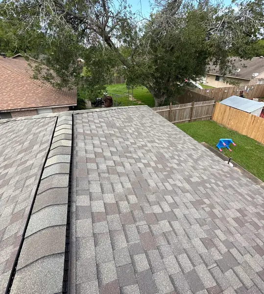 Valley and ridge detail on a new laminate roof in Houston