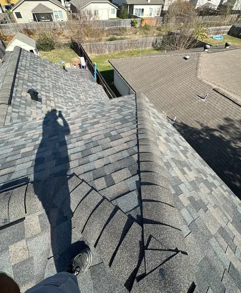 Ridge vent run on a replaced roof in Houston 77066