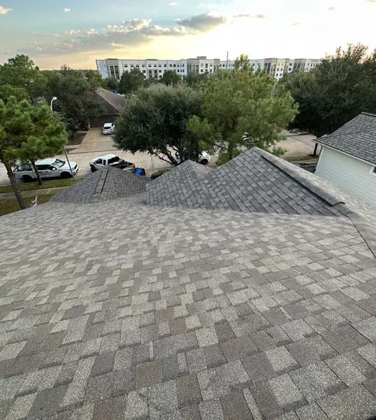 Front slope and ridge of the finished roof