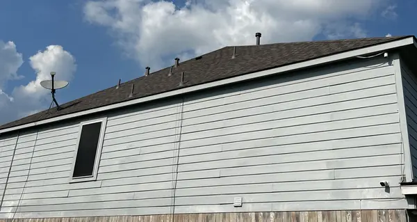 Side slope of a replaced roof near Sheldon, Houston